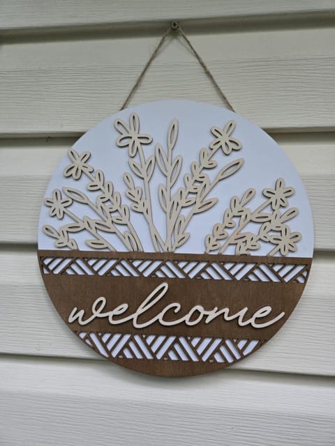 Cozy 2BR SPA Retreat Apartment in Shawnigan Lake