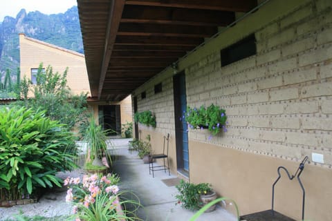 Madre Tierra B&B Bed and Breakfast in Tepoztlan