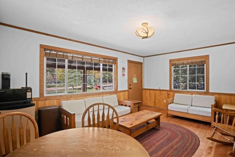 Harmels on the Taylor House in Almont