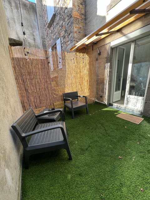 Patio, Spring, Garden, Seating area, Garden view