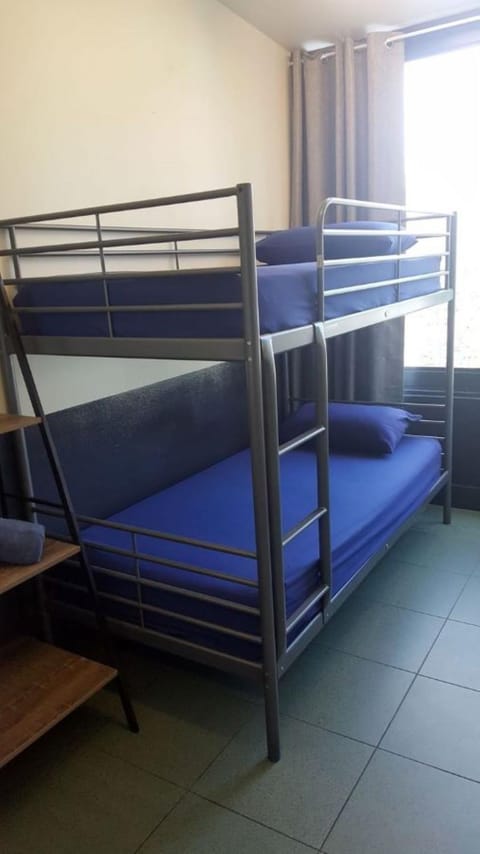 bunk bed