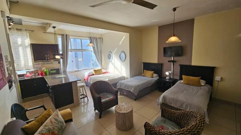 Marlborough Durban Beachfront South Beach luxury Holiday Apartments on Marine Parade! Apartment in Durban