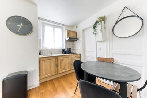 Charmant T2 aux portes de Paris 2 min de la gare Apartment in Créteil