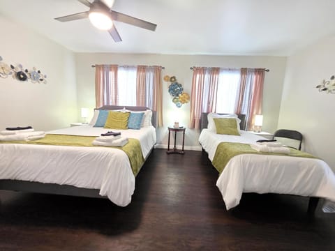 Newly Listed Family Friendly Fontana House Apartment in Rialto