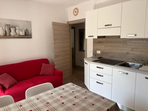 Appartamenti Al Sole Apartment in Molveno