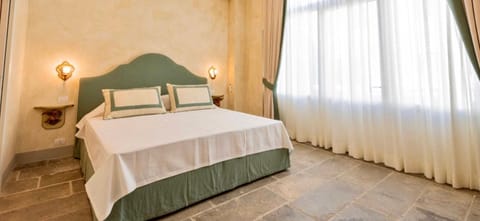 Palazzo Mantua Benavides Suites & Apartments Bed and Breakfast in Padua