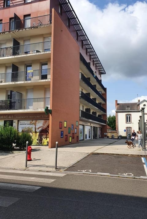 Parenthèse confortable avec balcon et parking Apartment in Chartres