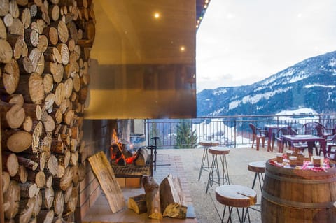 Patio, Decorative detail, Mountain view