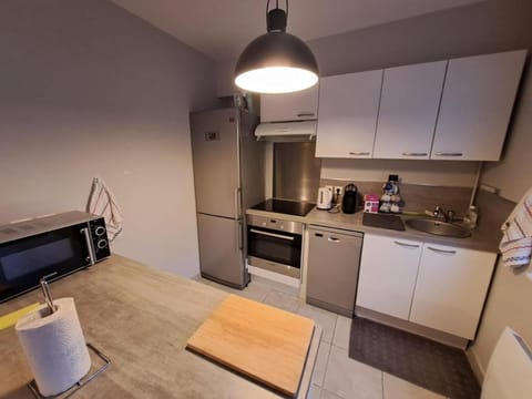 Appartement avec parking privé à deux pas de Lille Apartment in Lille