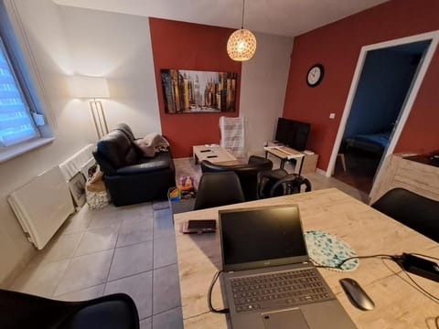 Appartement avec parking privé à deux pas de Lille Apartment in Lille
