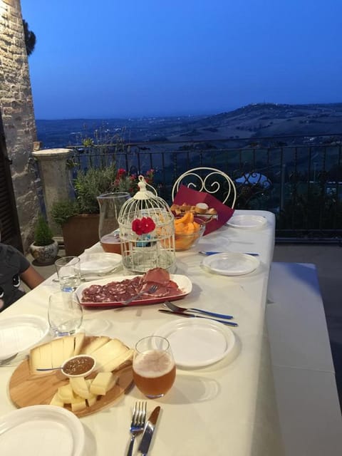 Dedicato A Te Bed and Breakfast in Marche