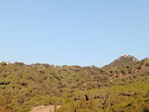 Alberg Cabrera de Mar Xanascat Hostel in Maresme