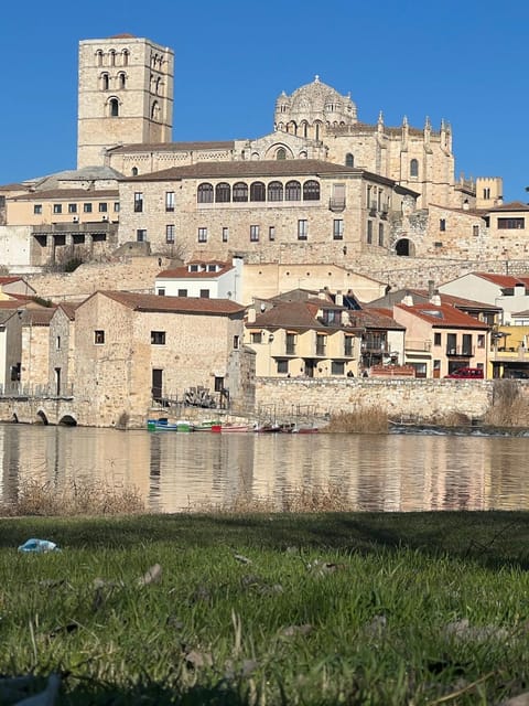 Hotel Puente de Piedra Hotel in Zamora