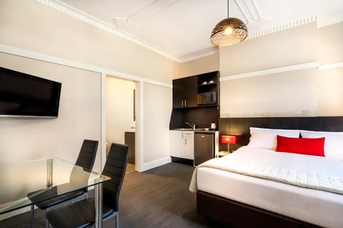 Como Court Budget Accommodation Hotel in Saint Kilda