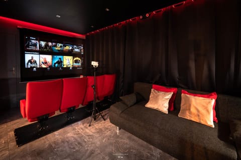 TV and multimedia, Living room