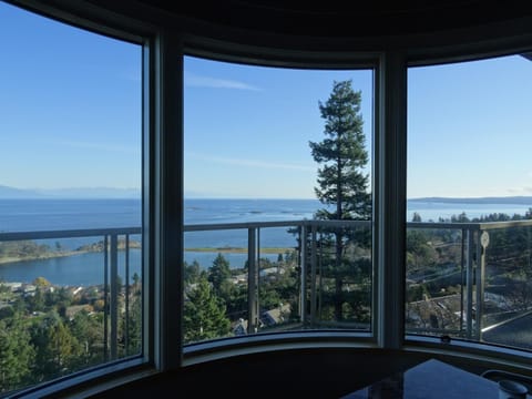 Living room, Sea view