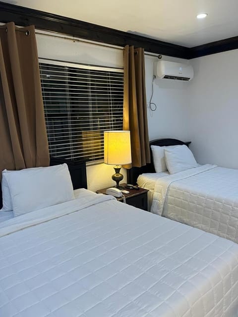 Colony Club Inn & Suites Hotel in Nassau