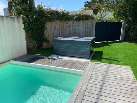 Mimosette Villa pool & jacuzzi 4 bedrooms Villa in Le Pouliguen