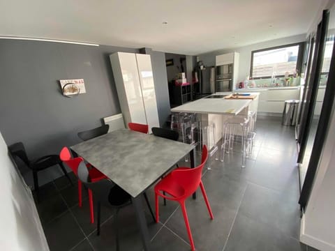 Mimosette Villa pool & jacuzzi 4 bedrooms Villa in Le Pouliguen