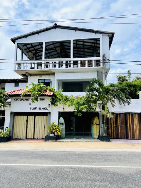 Facade/entrance, Street view, Shopping Area