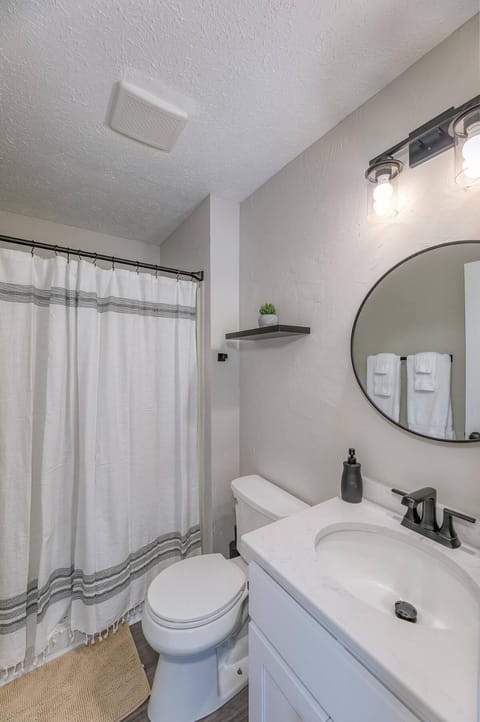 Fishers Haven House in Fishers