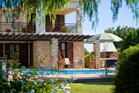 Property building, Patio, BBQ facilities, Garden, Balcony/Terrace, Garden view, Pool view, Swimming pool