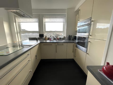 Home in Forres, Moray Apartment in High Street