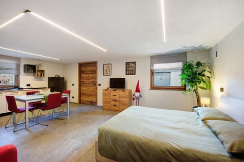 La Pièce de Leo Apartment in Châtillon