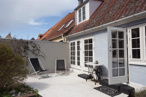 Garden, Balcony/Terrace