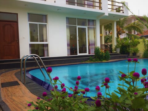 Romeo and Juliet Guest House Bed and Breakfast in Negombo