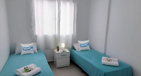 Bed, Photo of the whole room, towels