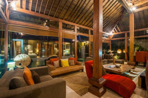 Tides Echo Beach Villa in North Kuta