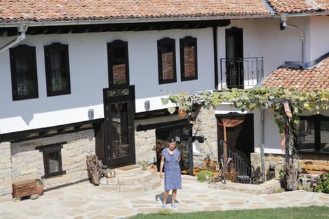 Facade/entrance, Bird's eye view, Family