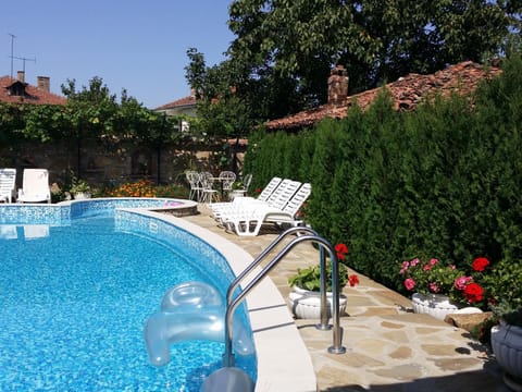 Pool view, Swimming pool