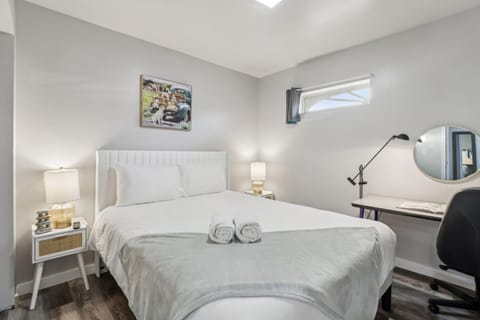 Entire Private Home with 2 Bedrooms 1 Bathroom, Gated Yard, Driveway Parking, Available Now House in Spring Valley