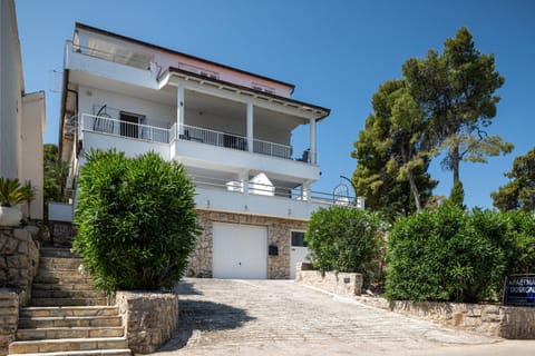 Property building, Day