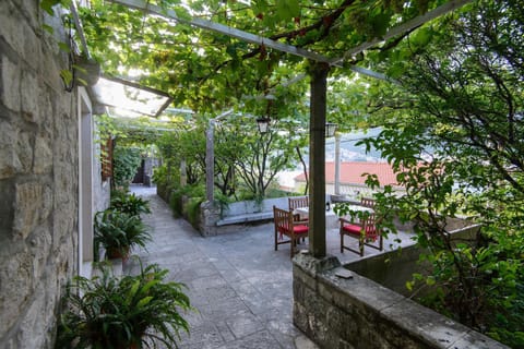 Patio, Garden