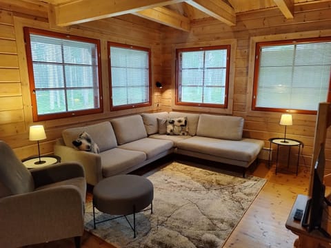 Vihreä Helmi Chalet in Lapland