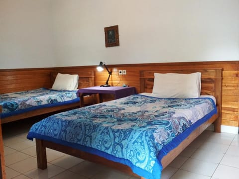 Madra Homestay Bed and Breakfast in Sukawati