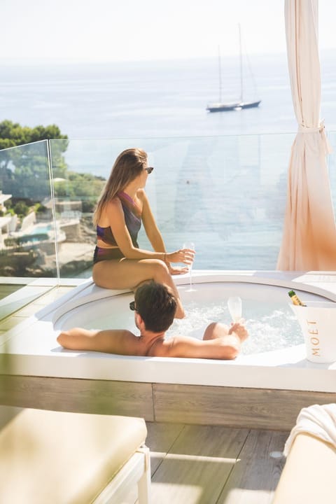 Hot Tub, Sea view