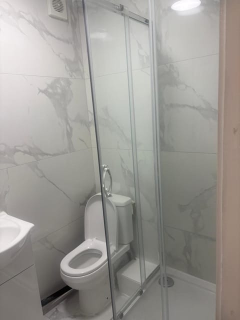 Citywise Guest House Bed and Breakfast in High Wycombe