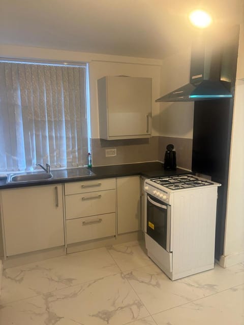 Citywise Guest House Bed and Breakfast in High Wycombe