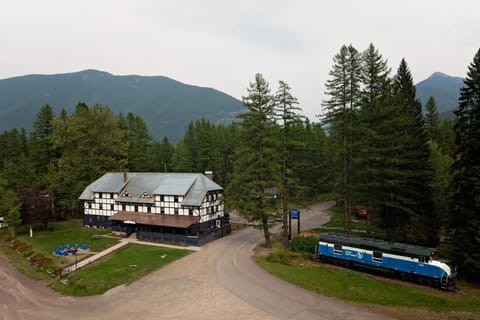 Property building, Natural landscape, Mountain view