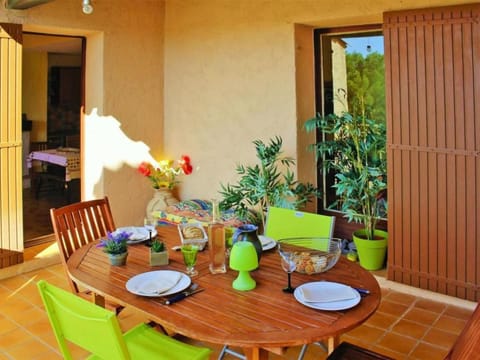 Apartment Wohnung mit Seeblick by Interhome Apartment in Bauduen