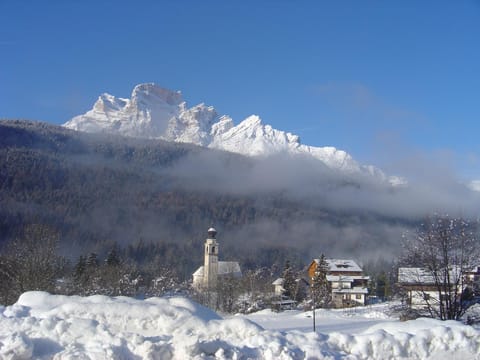 Property building, Neighbourhood, Natural landscape, Mountain view