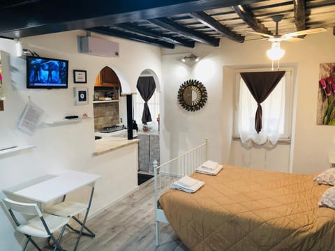 House&Colosseum Apartment in Rome