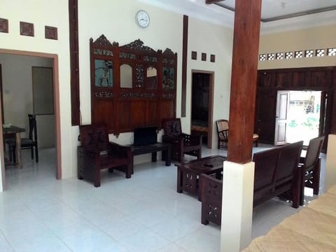 Griya Harja Homestay Vacation rental in Special Region of Yogyakarta