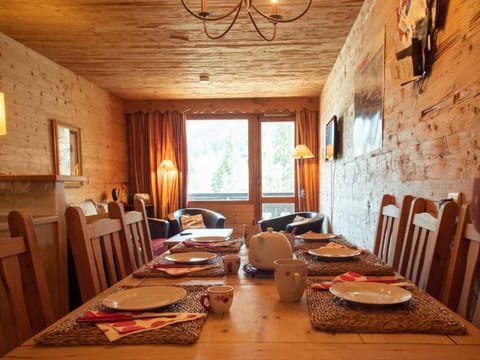 Valmorel: Appartement 3 Pièces, 6 Pers., WiFi, Balcon, Casier à Skis - FR-1-291-705 Apartment in Les Avanchers-Valmorel