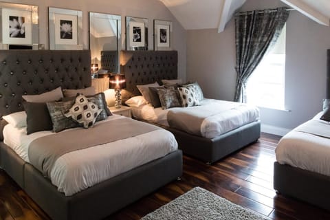 The Tailor's House Guest Rooms Hotel in County Donegal