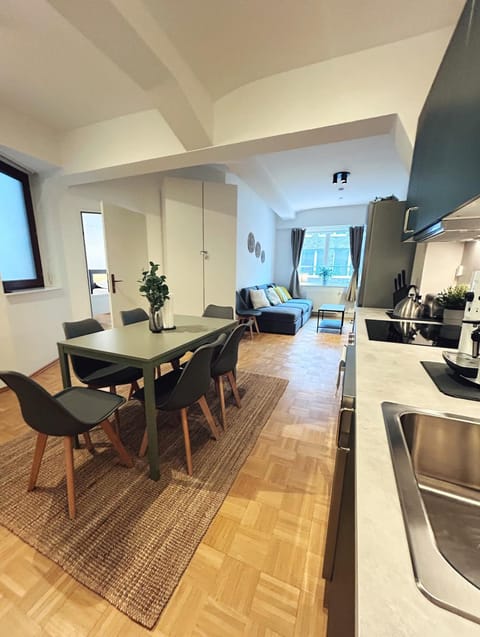 Kitchen or kitchenette, Living room, Photo of the whole room, Seating area, Dining area